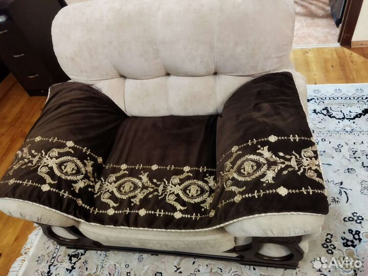 Дивандеки на диван и кресла