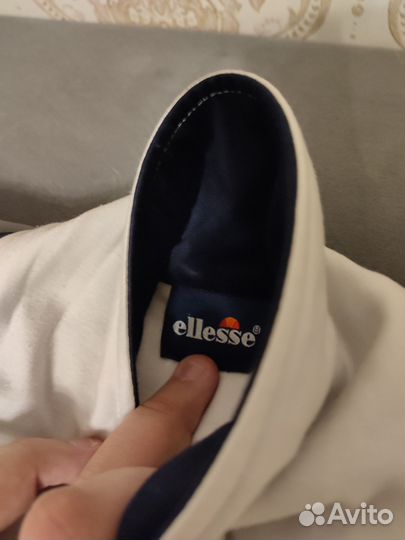 Олимпийка ellesse с лампасами