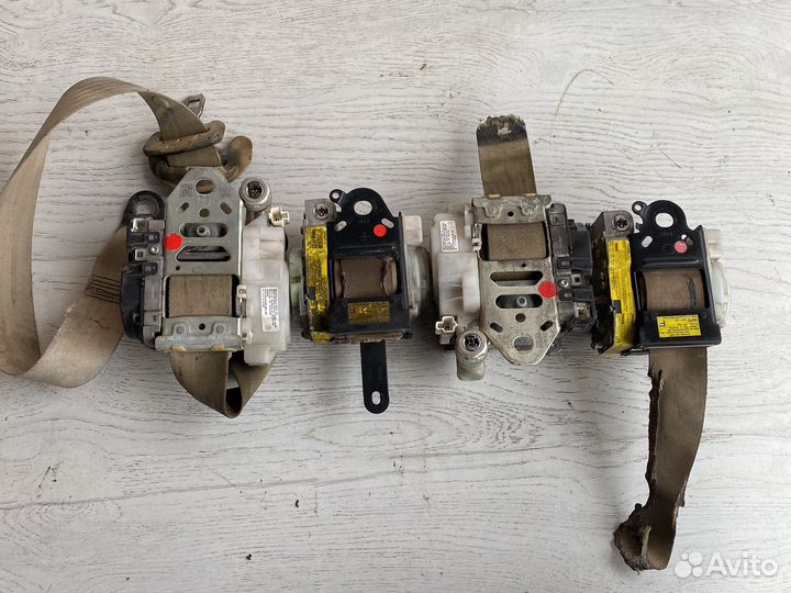 Lexus LX570 Ремни безопасности