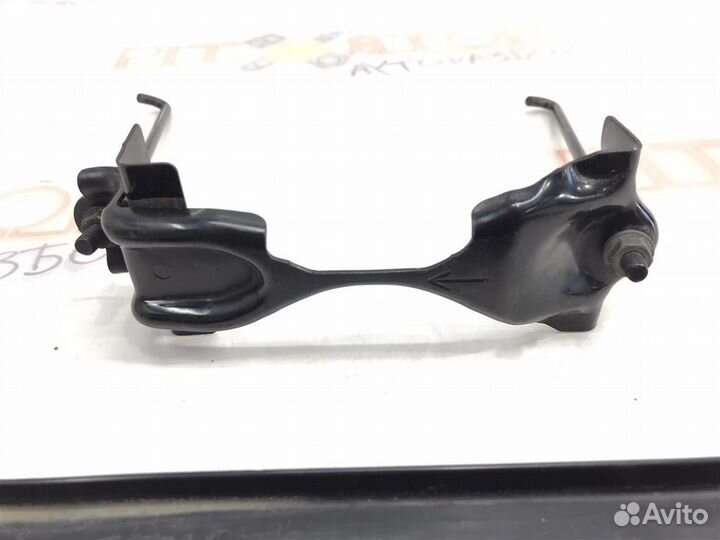 Крепление акб Nissan Qashqai (J10) 2006 - 2010