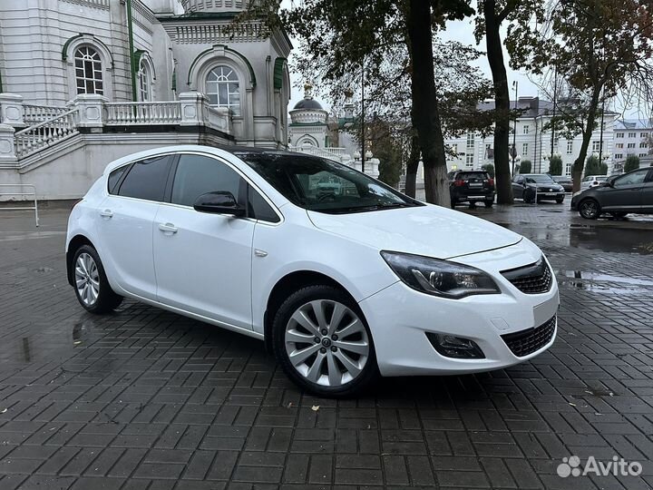 Opel Astra 1.6 AT, 2013, 186 000 км
