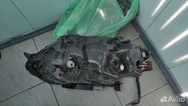 Фара правая оригинал LED