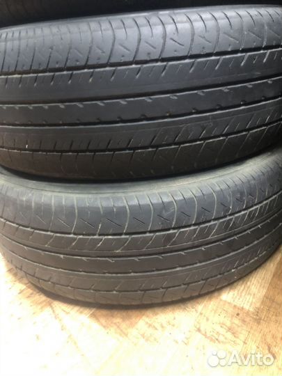 Yokohama dB Decibel E70 215/60 R16