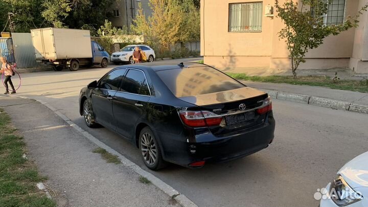 Toyota Camry 2.5 AT, 2016, битый, 215 000 км
