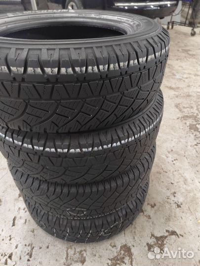 Michelin Latitude Cross 225/65 R17 112H