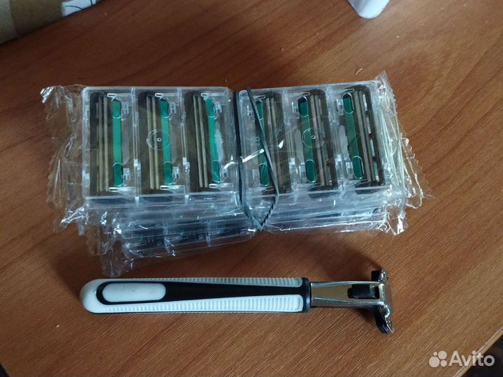 Бритва станок+30сменных 2 лезвийных блоков