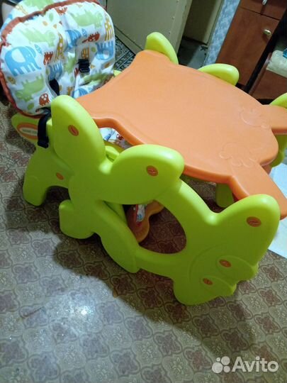Стульчик для кормления трансформер