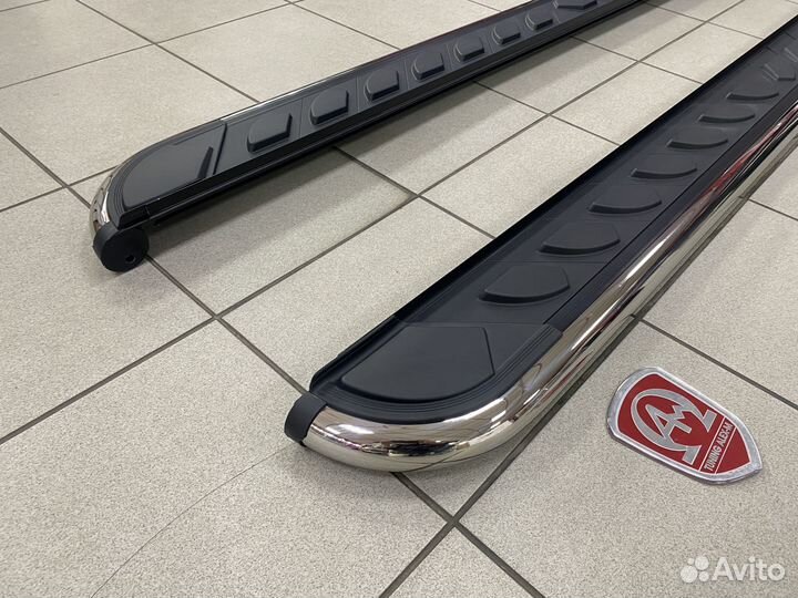 Пороги внешние площадки Mercedes Benz M-class w163