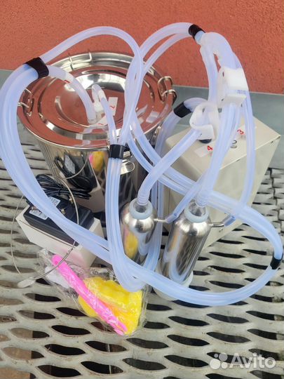 Портативный доильный аппарат