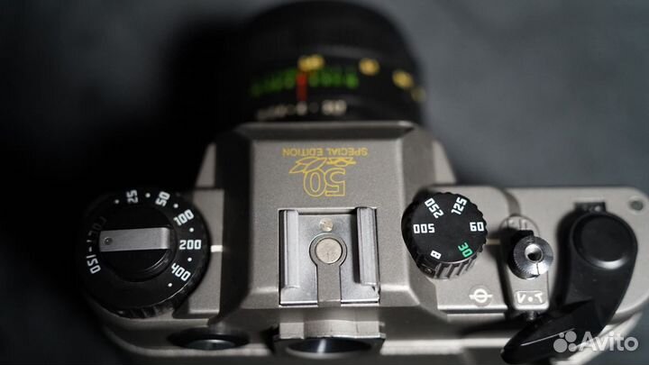 Плёночные фотоаппараты Зенит 122 и Зенит ем