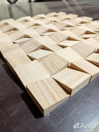 Панно декоративное в интерьер (ясень)