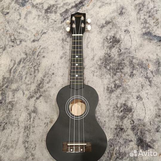 Укулеле, чехол для укулеле