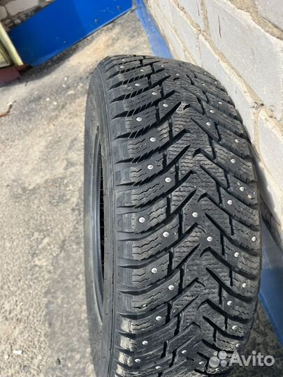 Nokian Tyres Nordman 8 SUV 215/70 R16