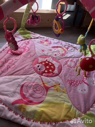 Развивающий детский коврик с игрушками