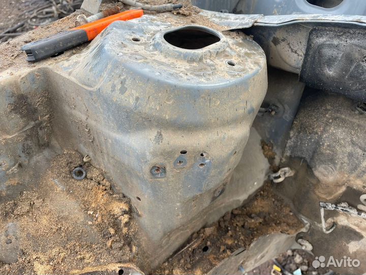 Хендай верна чашка передняя левая правая