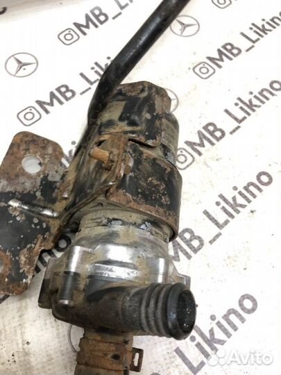 Дополнительный водяной насос Mercedes Ml W164