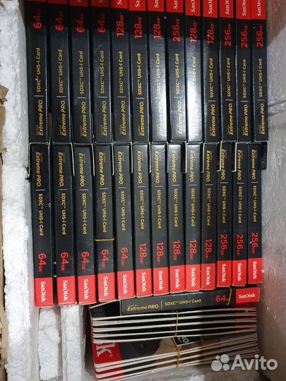 Карта памяти: SanDisk micro sdxc Extreme Pro