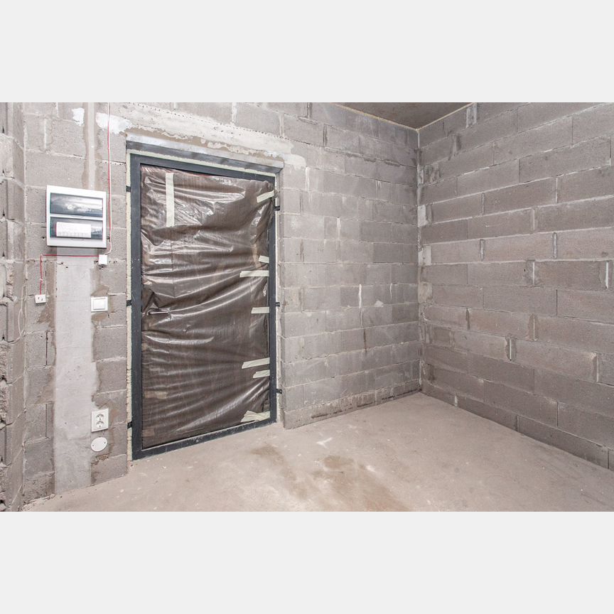3-к. квартира, 105 м², 13/18 эт.