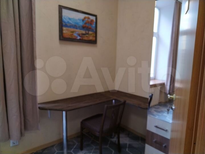 Комната 16 м² в > 9-к., 2/6 эт.