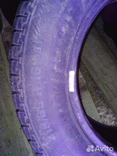 Barum Bravuris 4x4 215/65 R16