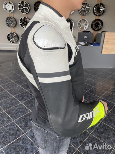 Мотокуртка кожа Dainese Agile