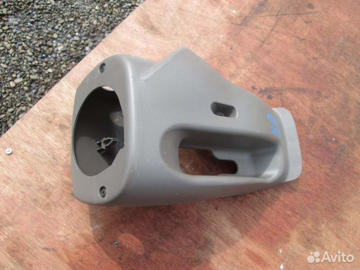Кожух рулевой колонки Toyota Corolla NZE121 1NZ-FE