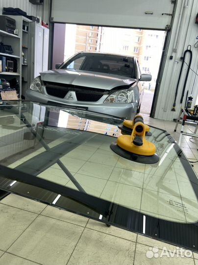 Лобовое стекло лансер 9