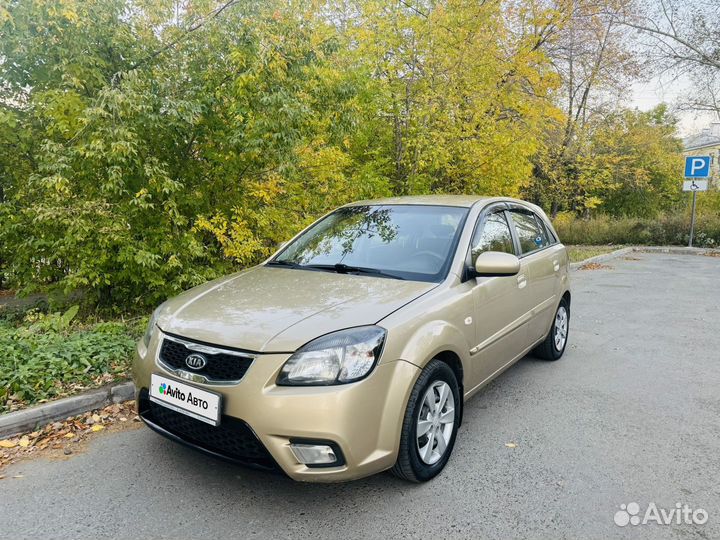 Kia Rio 1.4 AT, 2010, 171 325 км