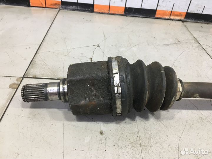 Привод передний левый Hyundai Getz TB