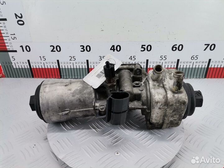 Корпус масляного фильтра Volkswagen Touran 2005