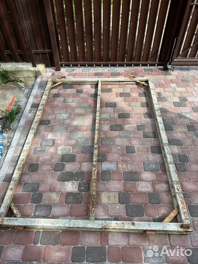 Створки распашных ворот