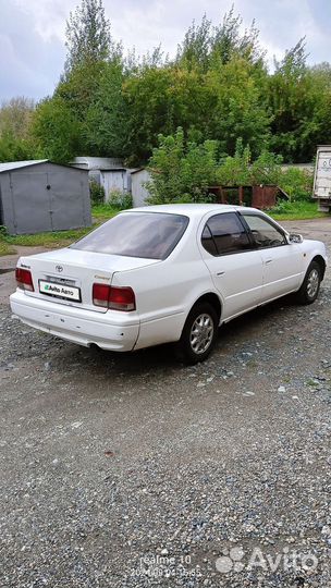 Toyota Camry 1.8 AT, 1995, 350 000 км