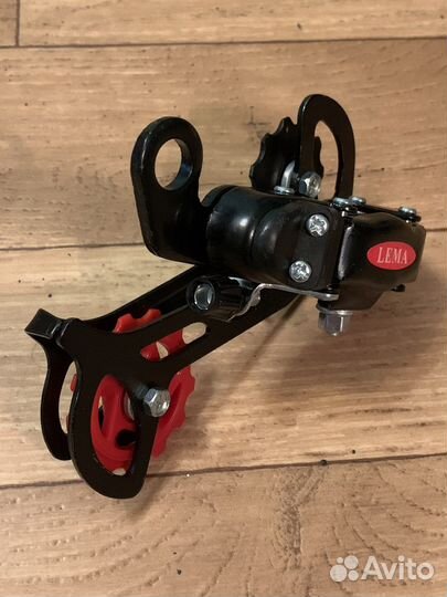 Задний переключатель на велосипед (болт)