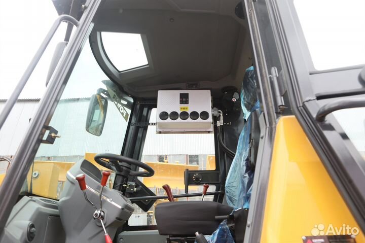 Фронтальный погрузчик LuGong LG 938, 2023