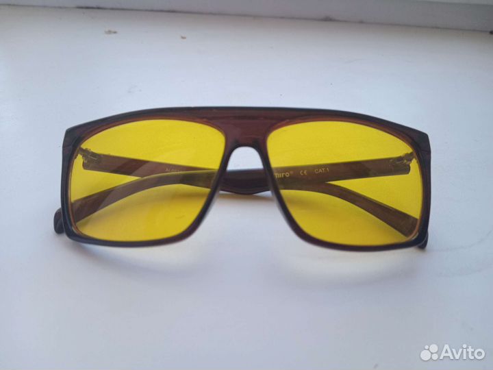 Солнцезащитные и спортивные очки