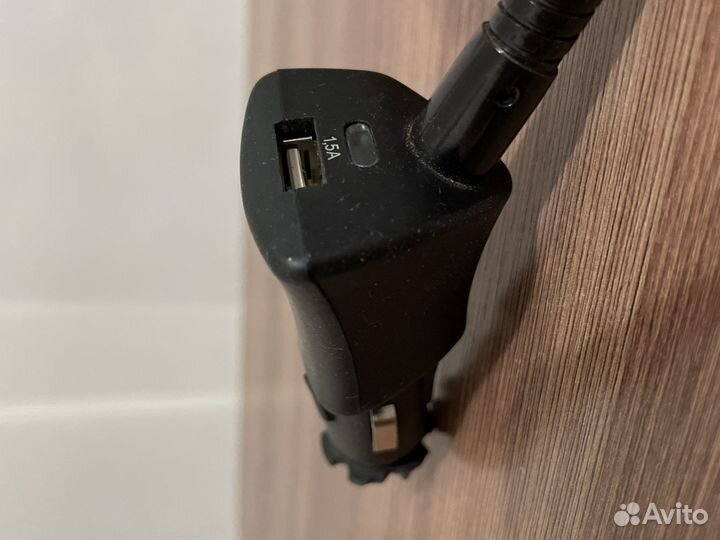 Держатель для телефона в машину