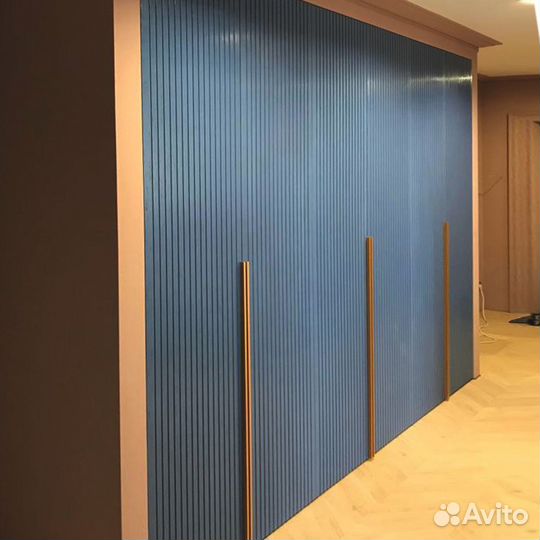 Шкаф в прихожую на заказ