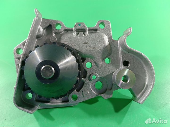 Помпа для Renault Logan