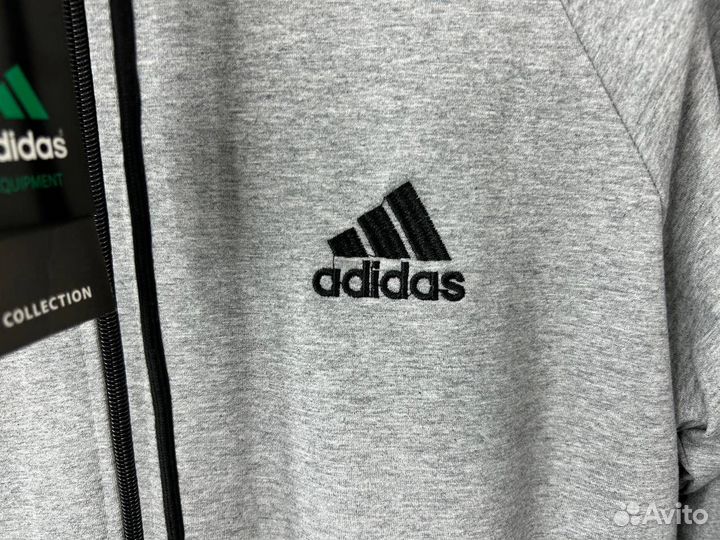 Спортивный костюм Adidas