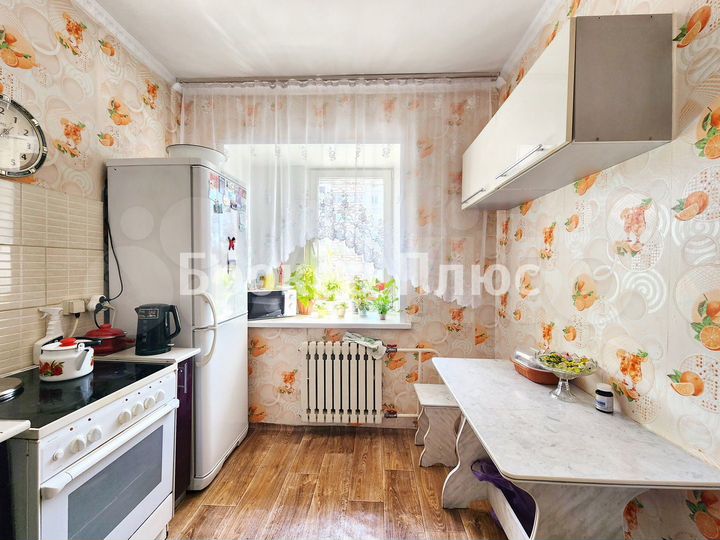 2-к. квартира, 52 м², 5/5 эт.