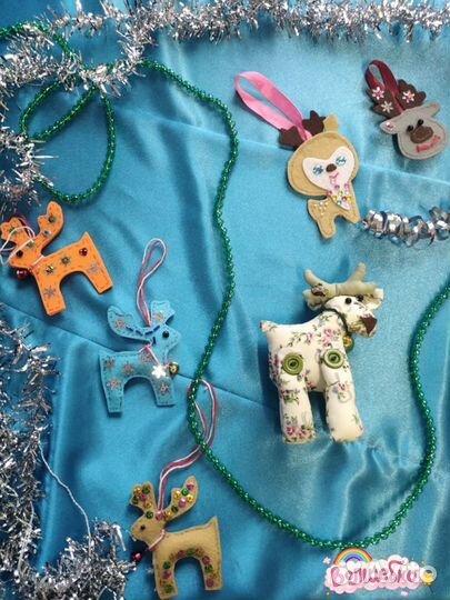 Новогодний скандинавский гном выполнен из текстиля