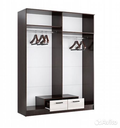 Шкаф с зеркалом