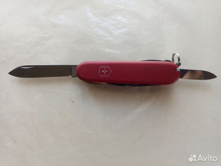 Швейцарский армейский нож Victorinox officer