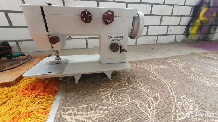 Оверлок для швейной машины