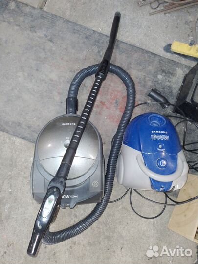 Пылесос рабочий по частям запчасти