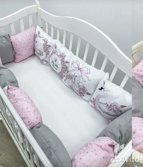 Бортики в детскую кроватку для девочки