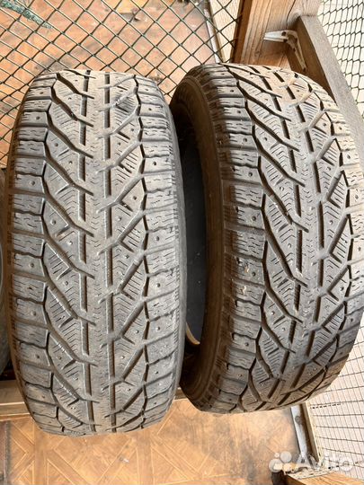 Tigar Ice 225/60 R17 103T