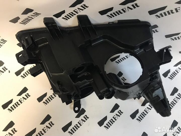 Левый корпус фары Lexus GX II 2013-2019 Рестайлинг