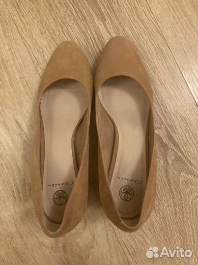 Сумка из замши Massimo Dutti и туфли Эконика