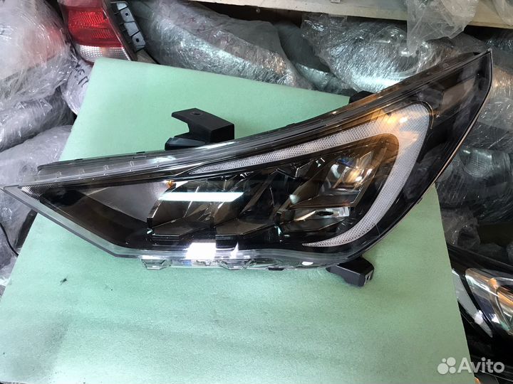 Фара левая Hyundai Solaris LED 2020 NEW